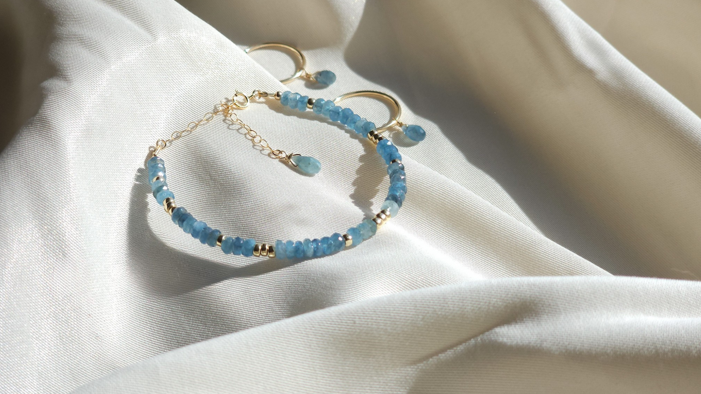 Moss and 14K gold fill stretch bracelet