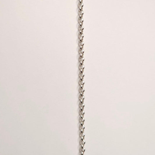 the Atlas Rolo Chain is strength and simplicity. With rounded 2mm links and a smooth, look, this classic chain brings balanced beauty to your permanent jewelry 