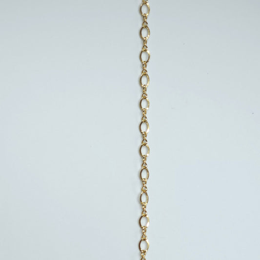 Gold-filled chain with 3x2mm petite marquise-shaped links that naturally create movement and shine. The flowing, almond-shaped pattern makes it a beautiful choice for anyone seeking soft yet meaningful permanent jewelry. Marquise-style links offer a soft, feminine flow — Intentionally Linked Jewelry is the best for permanent jewelry in Maryland.
